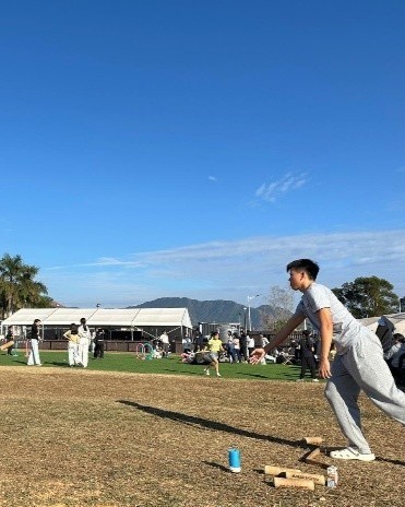 フィンランド発祥のスポーツ「モルック」🎯
香港でも、BBQやキャンプとの相性が抜群で人気が広がっています🔥
モルックの魅力👇
• ルールが簡単で誰でもすぐ遊べる
• アウトドアで盛り上がる万能アクティビティ
• 日本ではキャンプブームと共に流行
• 実は“香港代表”の敷居が驚くほど低い✨
• 世界大会参加も夢じゃない…!
詳しくはこちら👇
https://my-hkg.com/column_molkky_hkrepresentive_22/
#HongKong #香港 #MyHongKong #迷香港 #香港ライフ