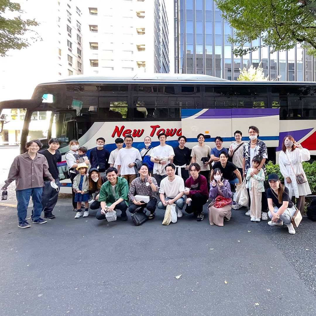 2022年 社員合宿
#落合豊 #岡崎仁美 #釜田晃利 #釜田聖子 #赤妻敬介 #氏家佳大 #足立典彦 #小神野貴之 #小尾史也
#ストレイトライド #STRAIGHTRIDE #TOKYOリスタイル
#社員 #アルバイト #合宿 #イベント #バス貸切