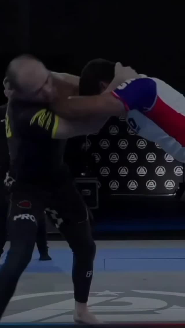 رياضية الجوجتيسو
الكابتن عبدالعزيز الشهابي
ساموراي جيتسو
#contentcreator #sport #kuwait @jjkikuwait
@8.limbs
@samuraijitsu1 رياضية الجوجتيسو
الكابتن عبدالعزيز الشهابي
ساموراي جيتسو
#contentcreator #sport #kuwait @jjkikuwait
@8.limbs
@samuraijitsu1